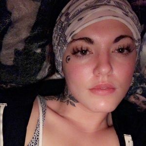 Meet your Posher, Sloan